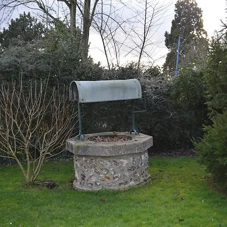 فندق Au Chateau Blanc 2*